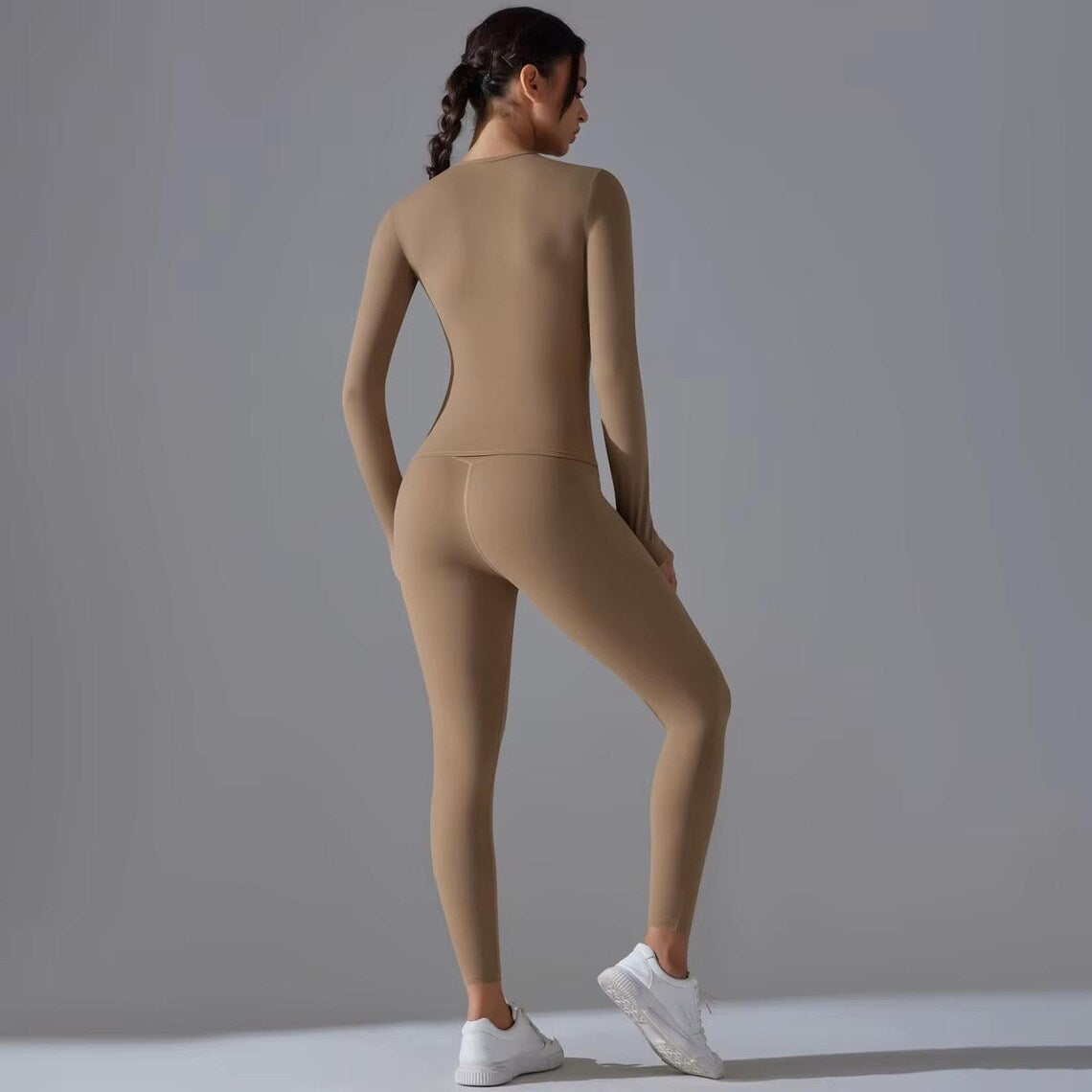 Seamless Yoga Set: High Waist Leggings with Pocket, Long Sleeve Crop Top