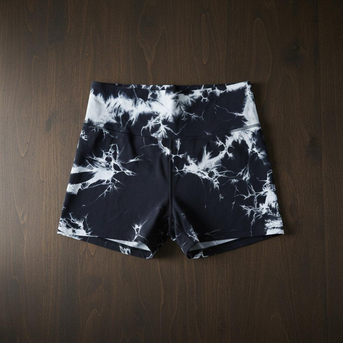 High Waisted Women's Athletic Shorts with Lightning Bolt Pattern for Comfort and Performance