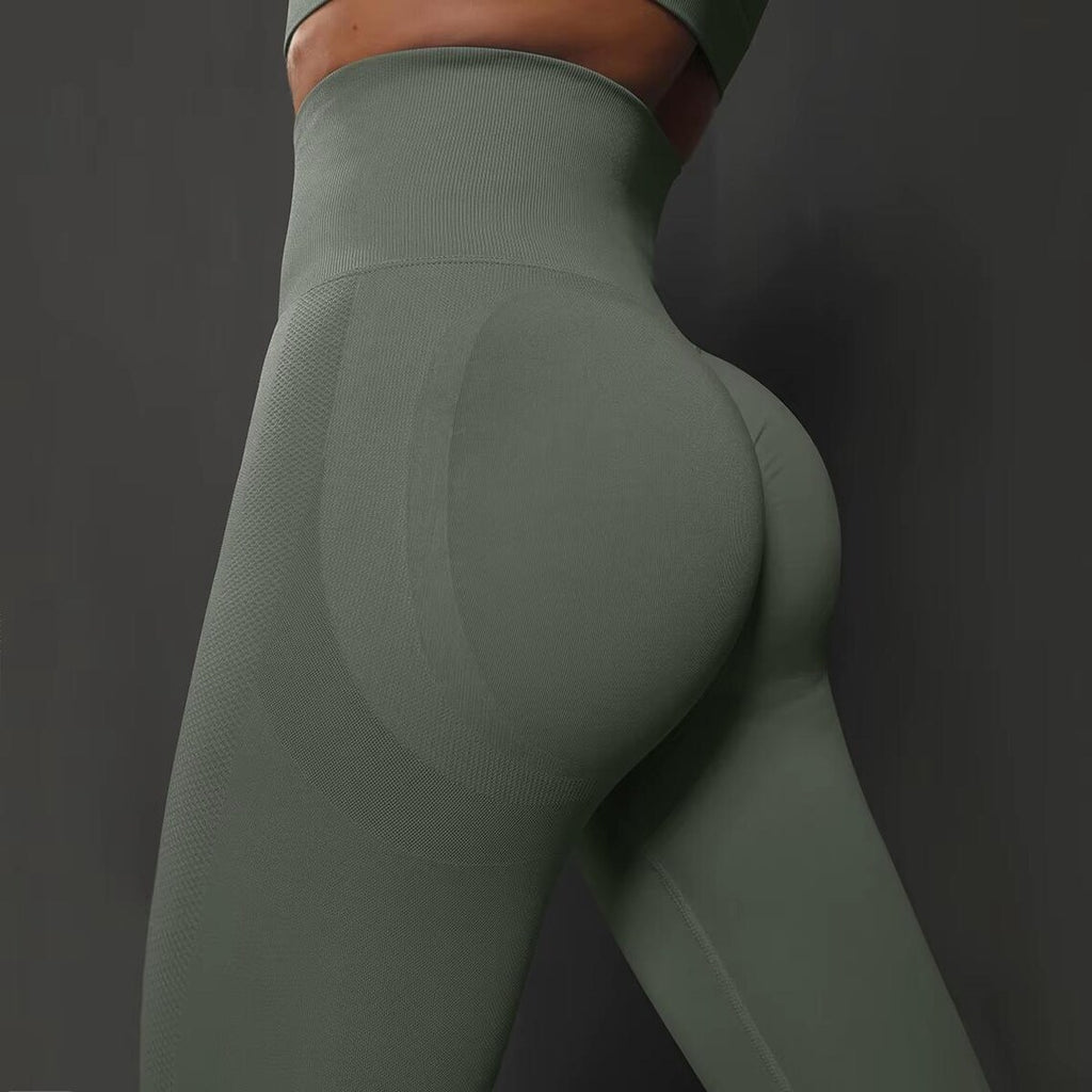 High-Waisted Seamless Women’s Yoga Leggings for Enhanced Lift and Comfort in Fitness Activities