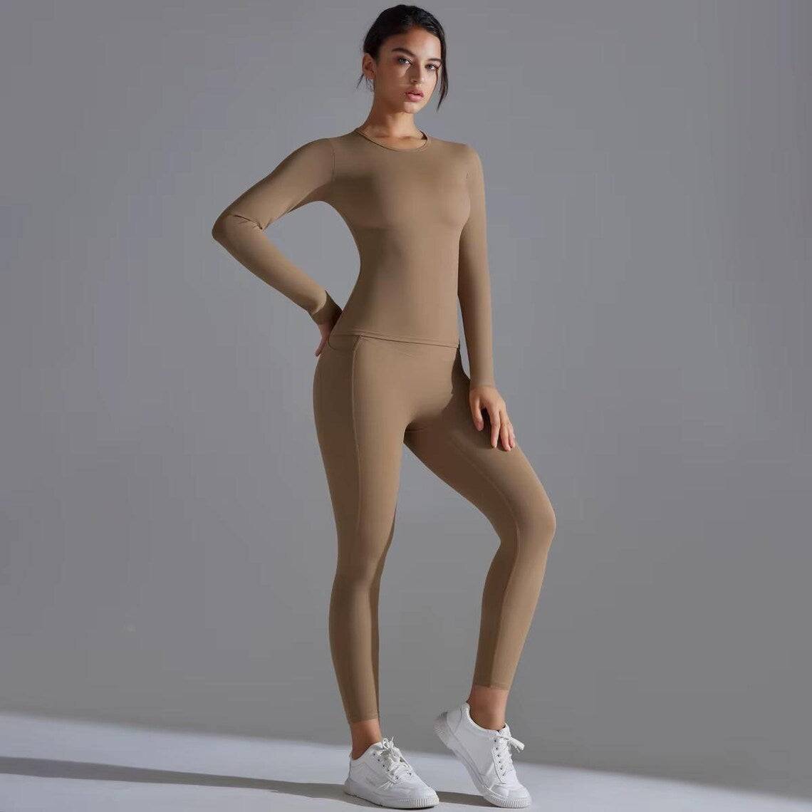 Seamless Yoga Set: High Waist Leggings with Pocket, Long Sleeve Crop Top
