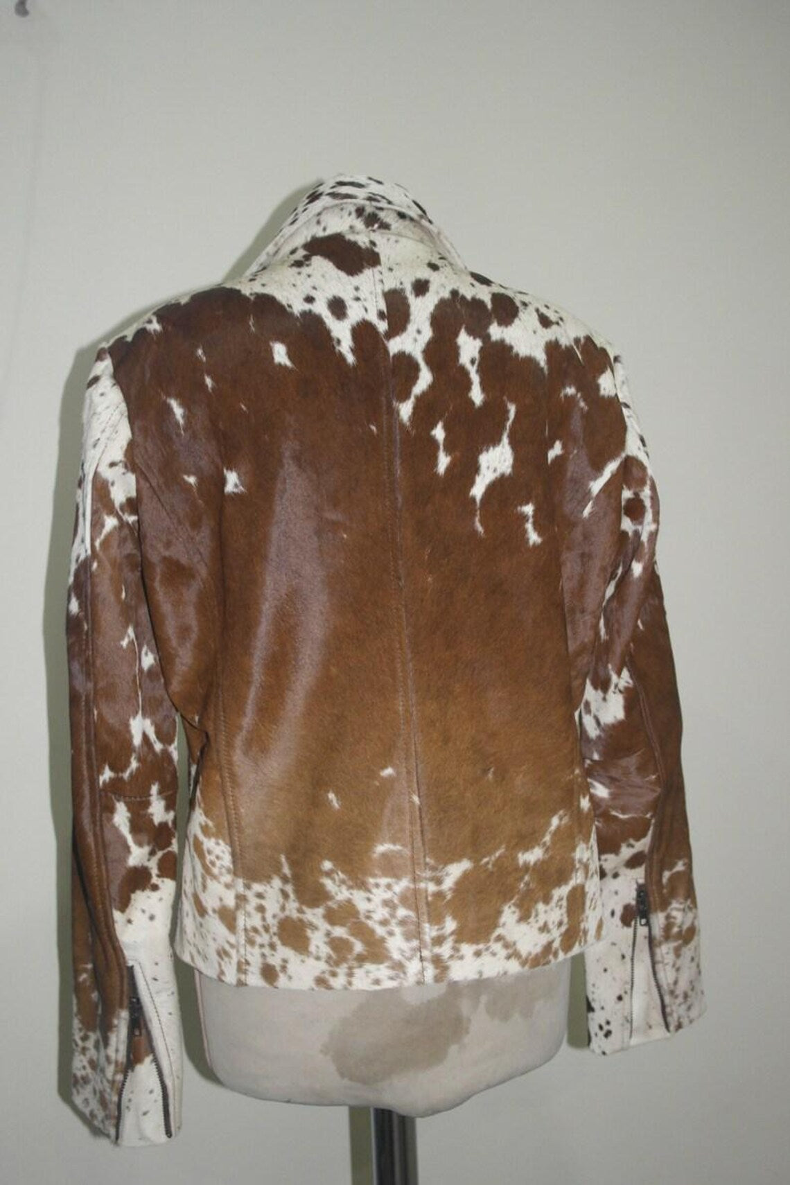 Custom Fit Women's Cowhide Hair-On Leather Jacket – Western Fashion Outerwear